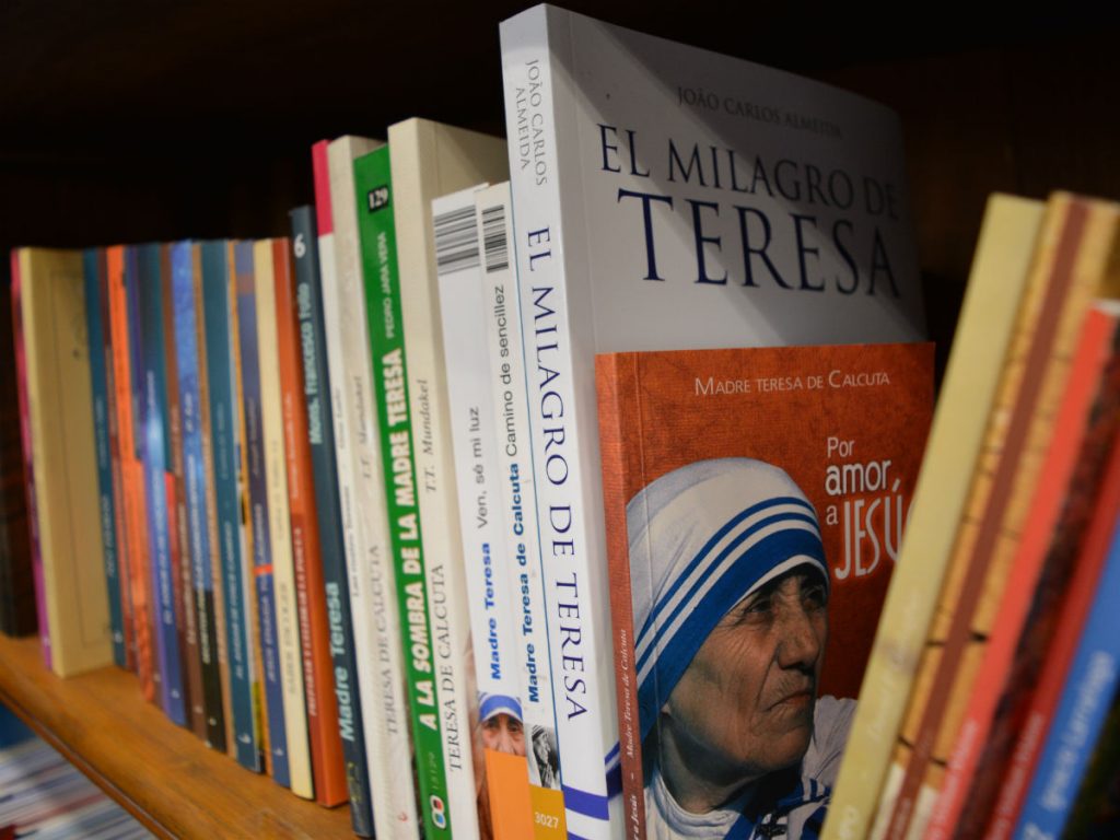 Publicaciones en torno a Santa Teresa de Calcuta