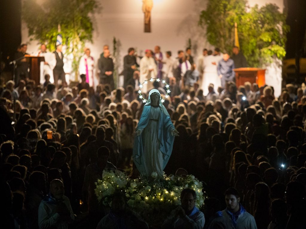 María genera veneración en miles de personas /F. Gutiérrez