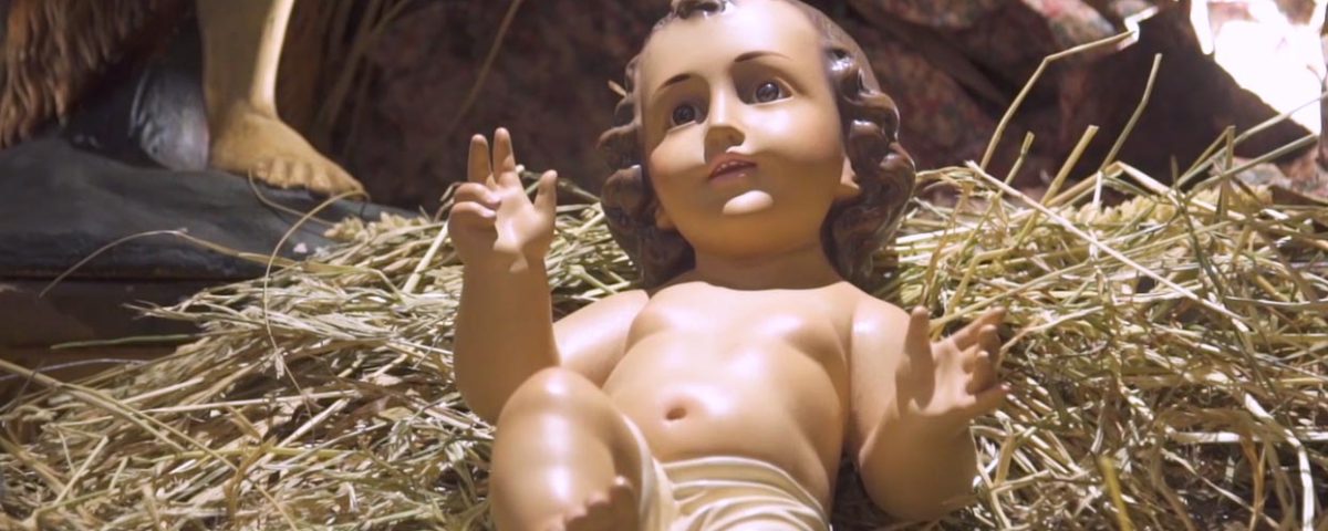 Card. Sturla: “Así como María envolvió al Niño en pañales, Dios nos envuelve a nosotros en su misericordia"