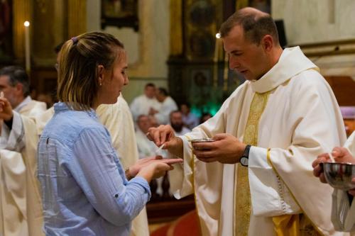 2024-04-14-Ordenacion-Sacerdotal-de-Agustin-e-Ignacio-21-de-24