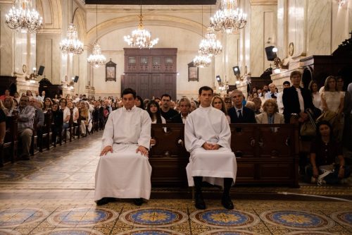 2026-03-21-Ordenaciones-diaconales-de-Ricardo-Antonio-y-Rogelio-07-de-75