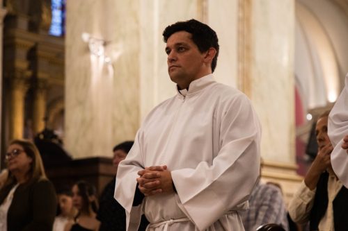 2026-03-21-Ordenaciones-diaconales-de-Ricardo-Antonio-y-Rogelio-09-de-75