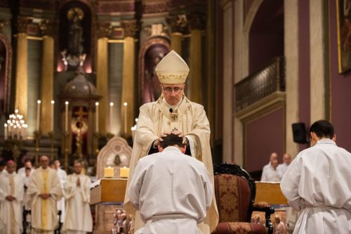 2026-03-21-Ordenaciones-diaconales-de-Ricardo-Antonio-y-Rogelio-31-de-75