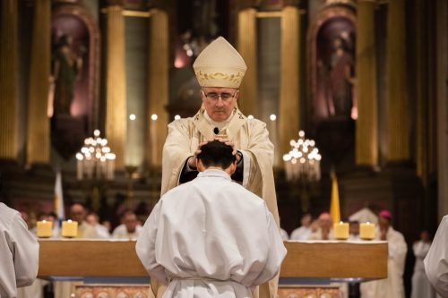 2026-03-21-Ordenaciones-diaconales-de-Ricardo-Antonio-y-Rogelio-32-de-75