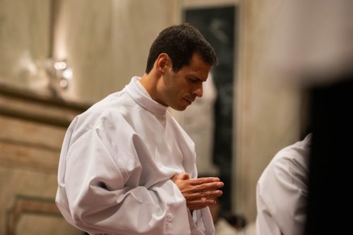 2026-03-21-Ordenaciones-diaconales-de-Ricardo-Antonio-y-Rogelio-36-de-75