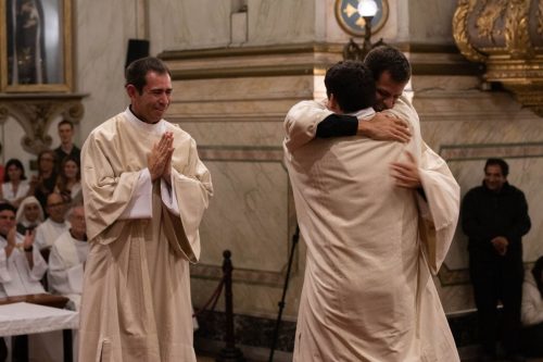 2026-03-21-Ordenaciones-diaconales-de-Ricardo-Antonio-y-Rogelio-55-de-75