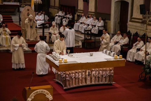 2026-03-21-Ordenaciones-diaconales-de-Ricardo-Antonio-y-Rogelio-57-de-75