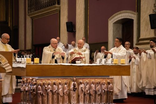 2026-03-21-Ordenaciones-diaconales-de-Ricardo-Antonio-y-Rogelio-59-de-75