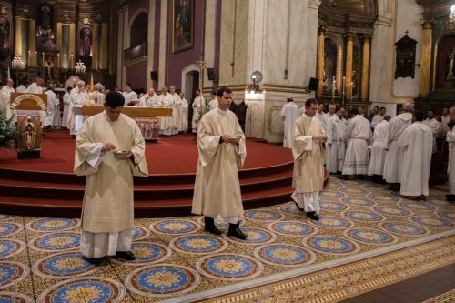 2026-03-21-Ordenaciones-diaconales-de-Ricardo-Antonio-y-Rogelio-61-de-75