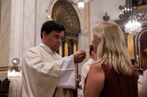 2026-03-21-Ordenaciones-diaconales-de-Ricardo-Antonio-y-Rogelio-62-de-75