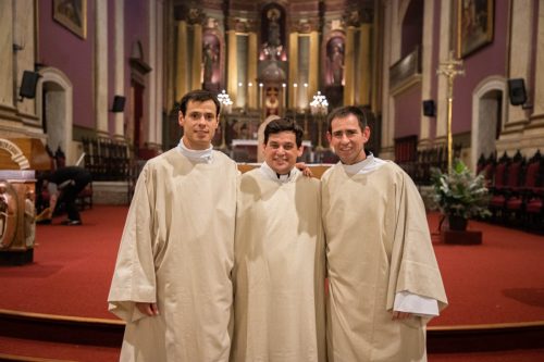 2026-03-21-Ordenaciones-diaconales-de-Ricardo-Antonio-y-Rogelio-74-de-75